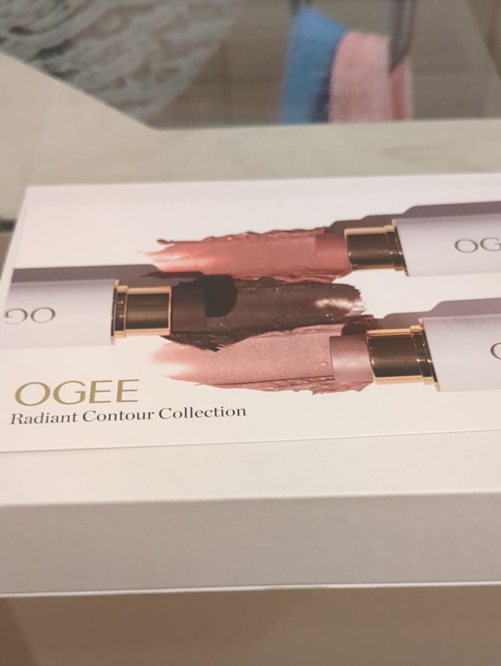 Golden Contour Collection